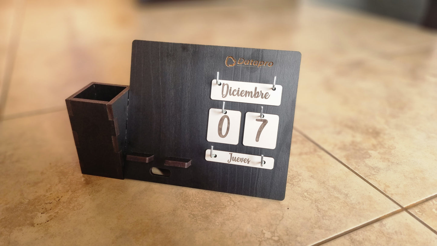 Base con Lapicero y Calendario