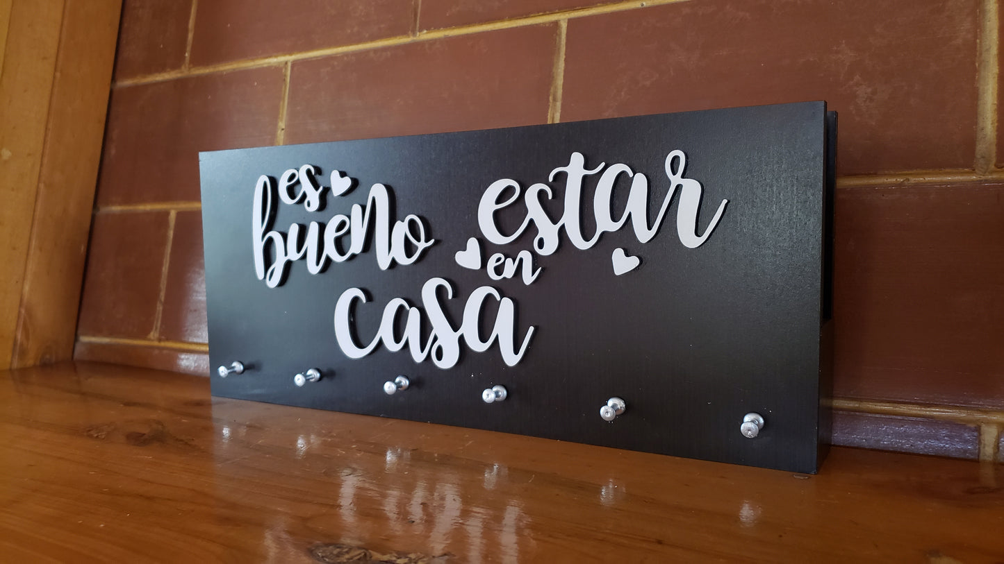 Colgador personalizado Es bueno estar en casa