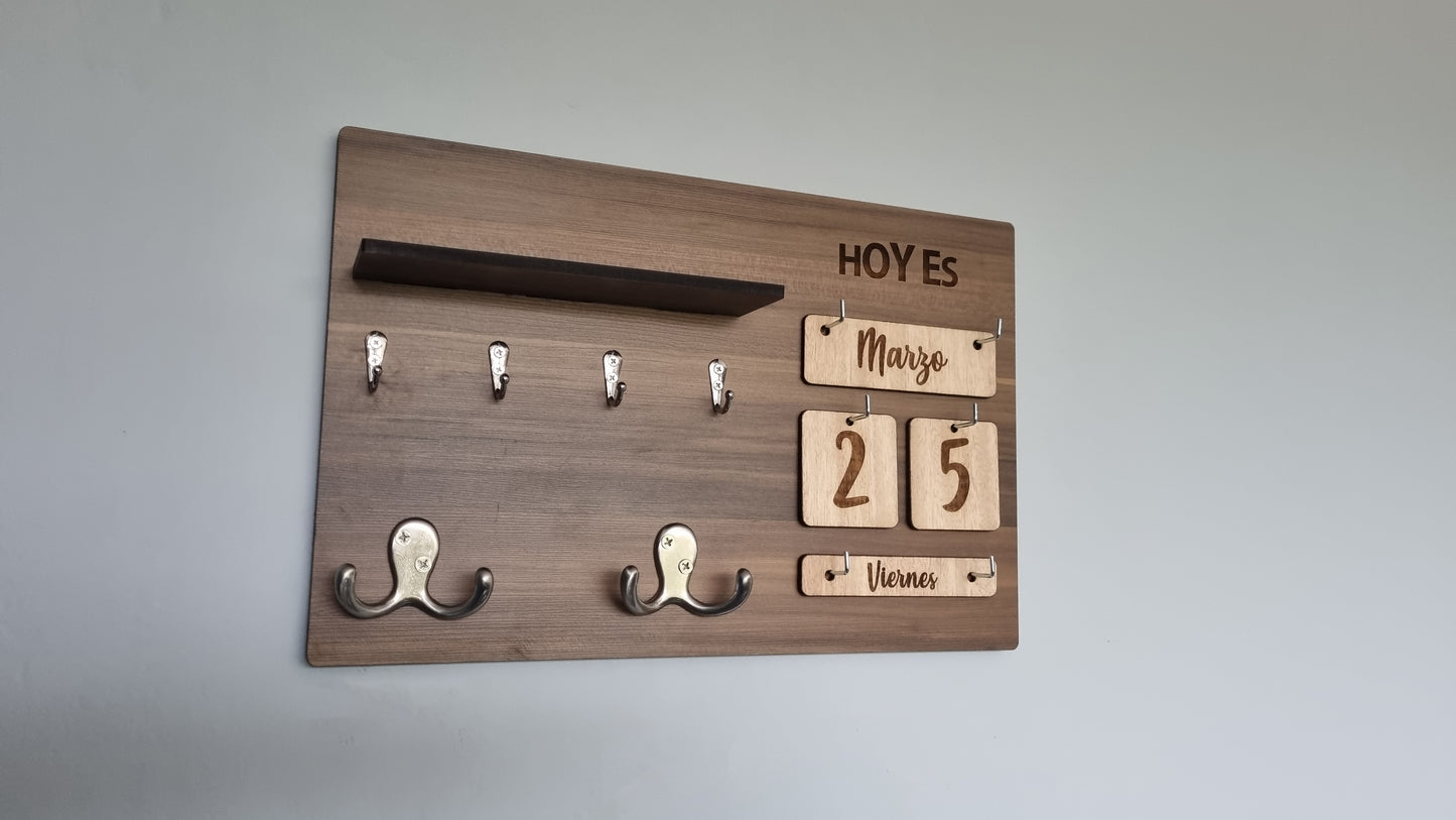Colgador Igor model con calendario